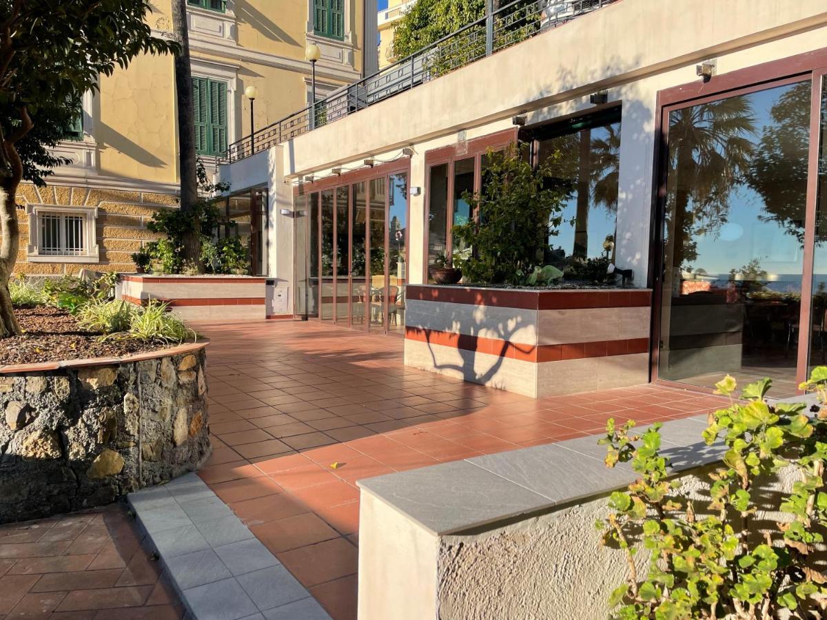 Hotel Miramare Imperia Luaran gambar