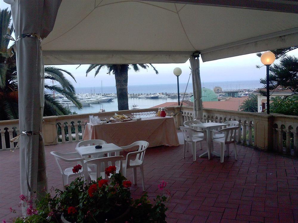 Hotel Miramare Imperia Luaran gambar