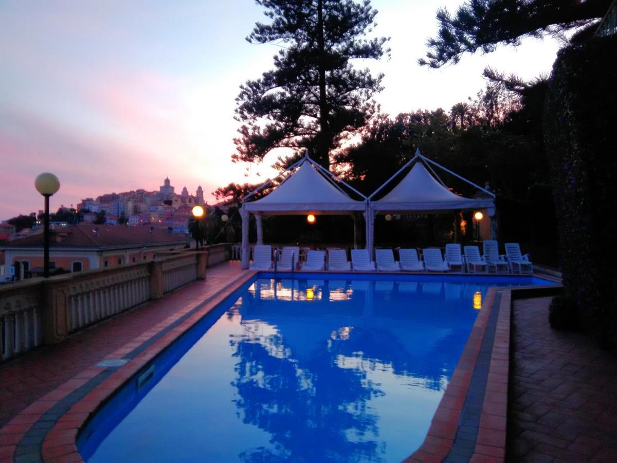 Hotel Miramare Imperia Luaran gambar